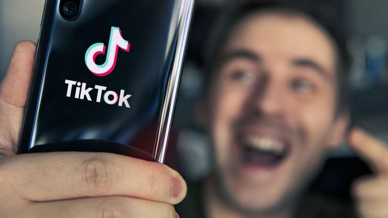 Imagen Principal de Nota: Tiktoker hondureño revela cuanto se gana en Tiktok