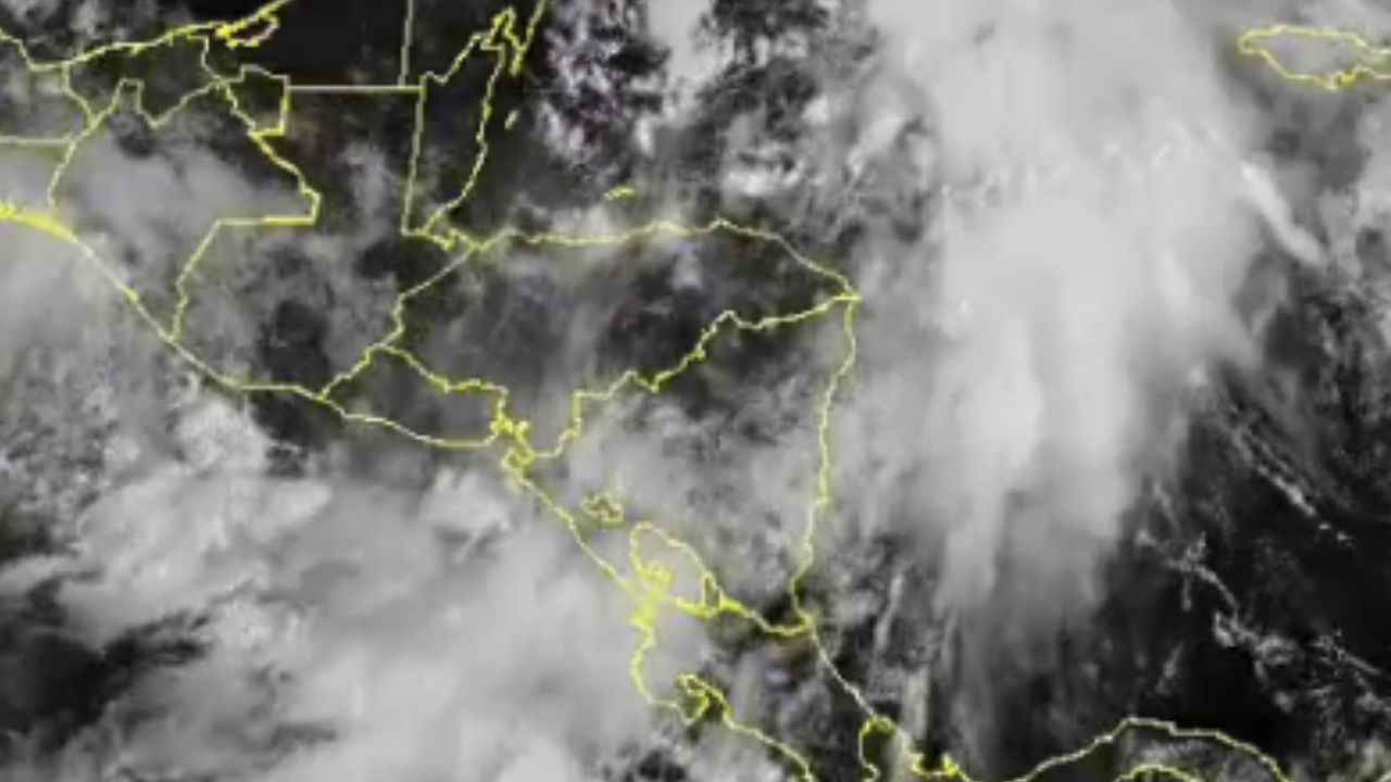 Imagen Principal de Nota: Ciclón Helen dejará fuertes lluvias en Honduras este miércoles