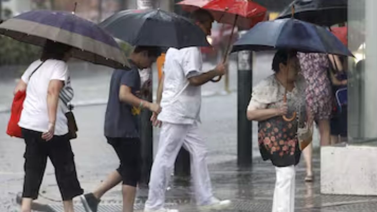 Imagen Principal de Nota: Lluvias durante el fin de semana debido a una onda tropical y una vaguada