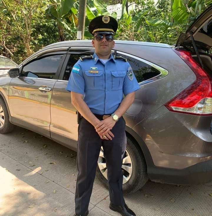 El policía hondureño más guapo se viraliza en TikTok