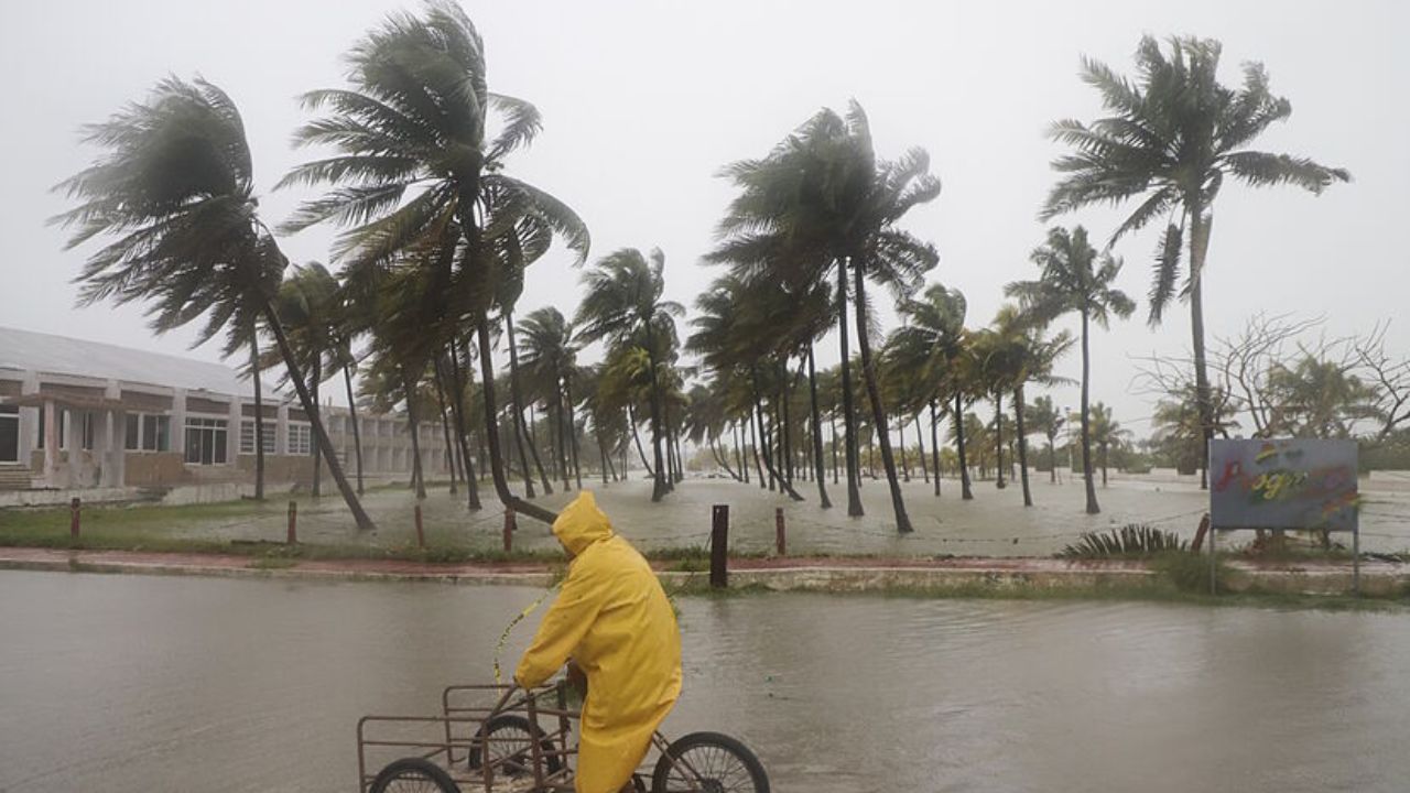 Imagen Principal de Nota: Huracán Milton EN VIVO: Trayectoria e intensidad Hoy