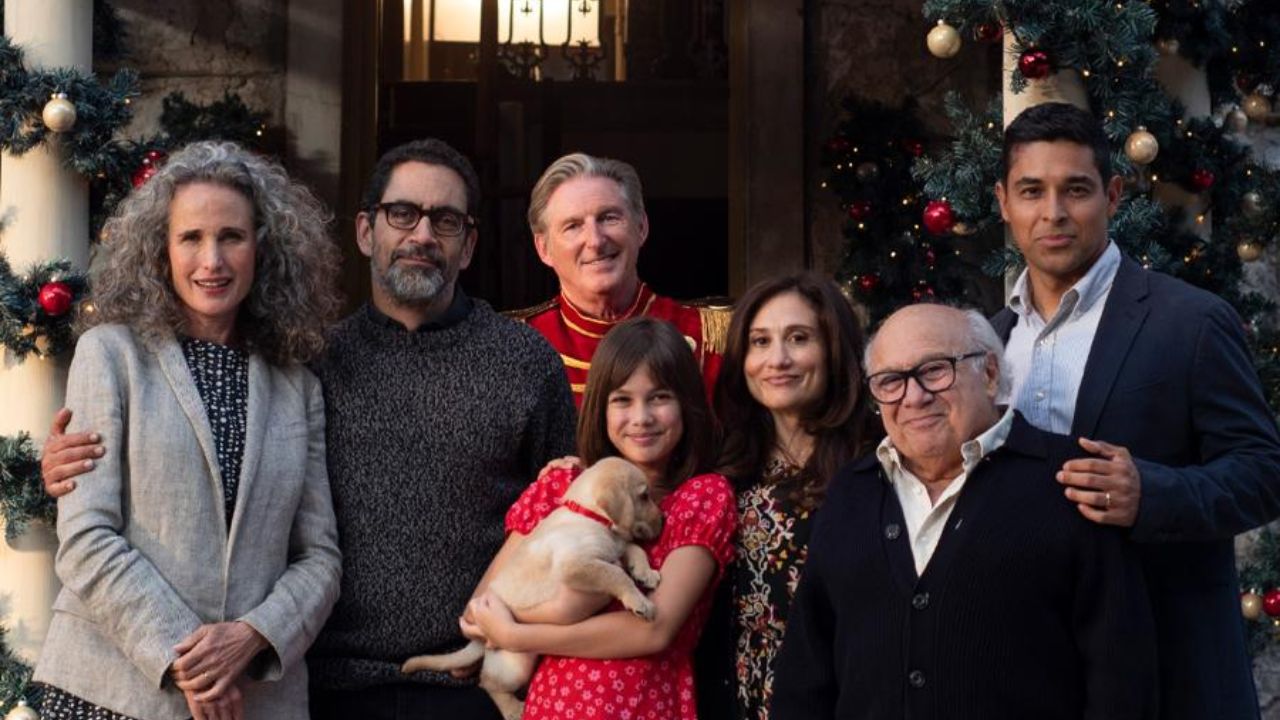Imagen Principal de Nota: José Zúñiga, talento hondureño, destaca en película navideña internacional