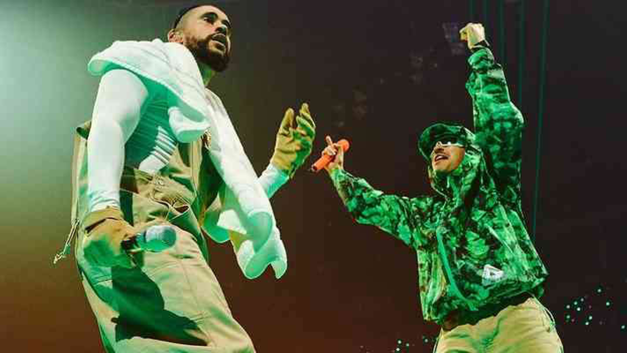 Imagen Principal de Nota: Bad Bunny causa revuelo al aparecer en el concierto de Feid