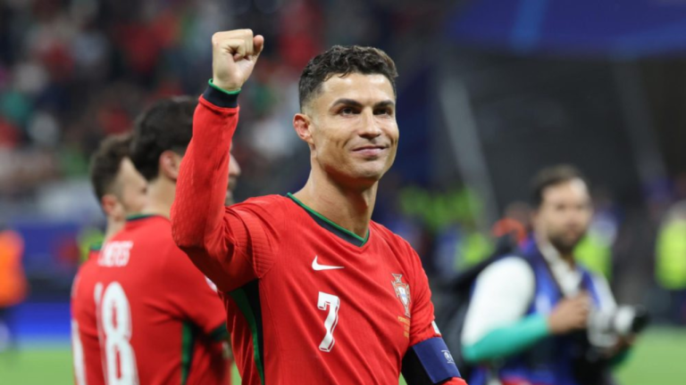 Imagen Principal de Nota: ¿Cristiano Ronaldo jugará el Mundial 2030? ¡El astro portugués desata rumores!