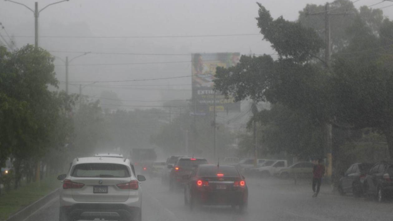 Imagen Principal de Nota: Cuña de alta presión persiste en el territorio hondureño, provocando cielos nubosos y clima fresco, informó Cenaos