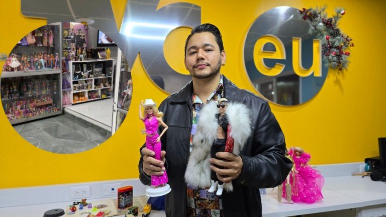 Imagen Principal de Nota: Arnold Cruz Suazo: El hondureño con más de 800 Barbie en su colección
