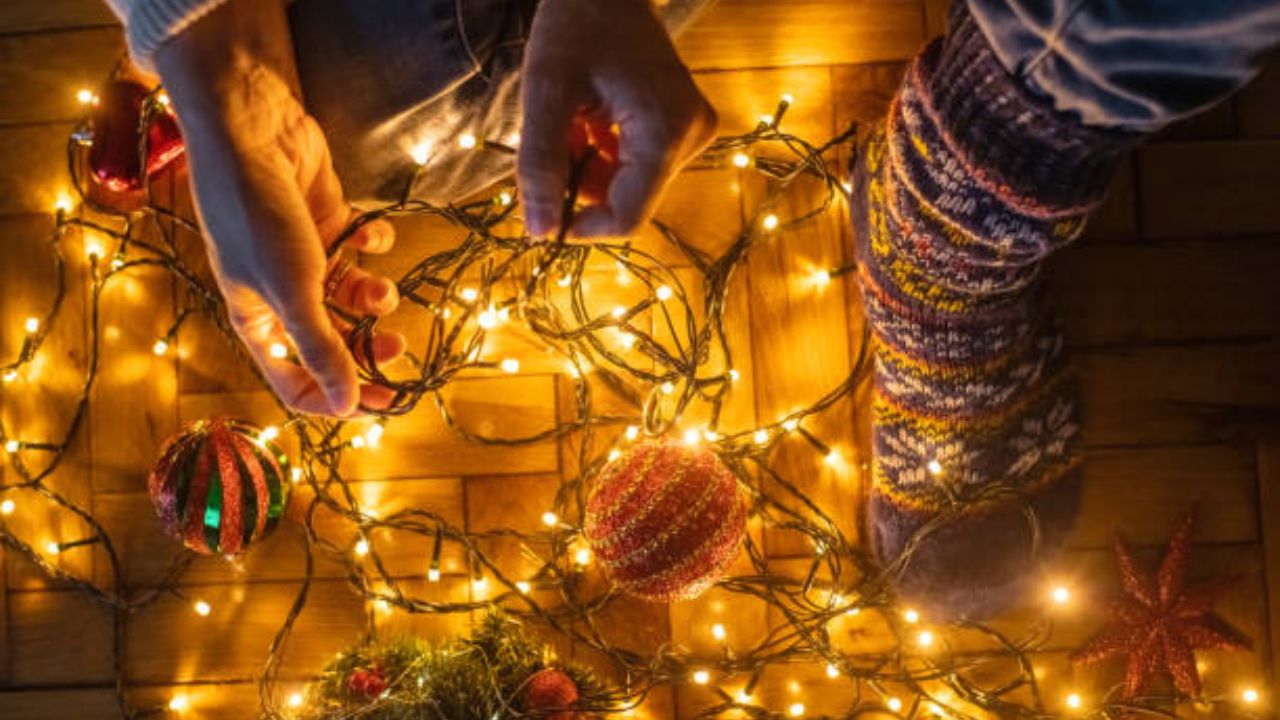 Imagen Principal de Nota: Estas son las canciones que acompañan las tradicionales luces navideñas