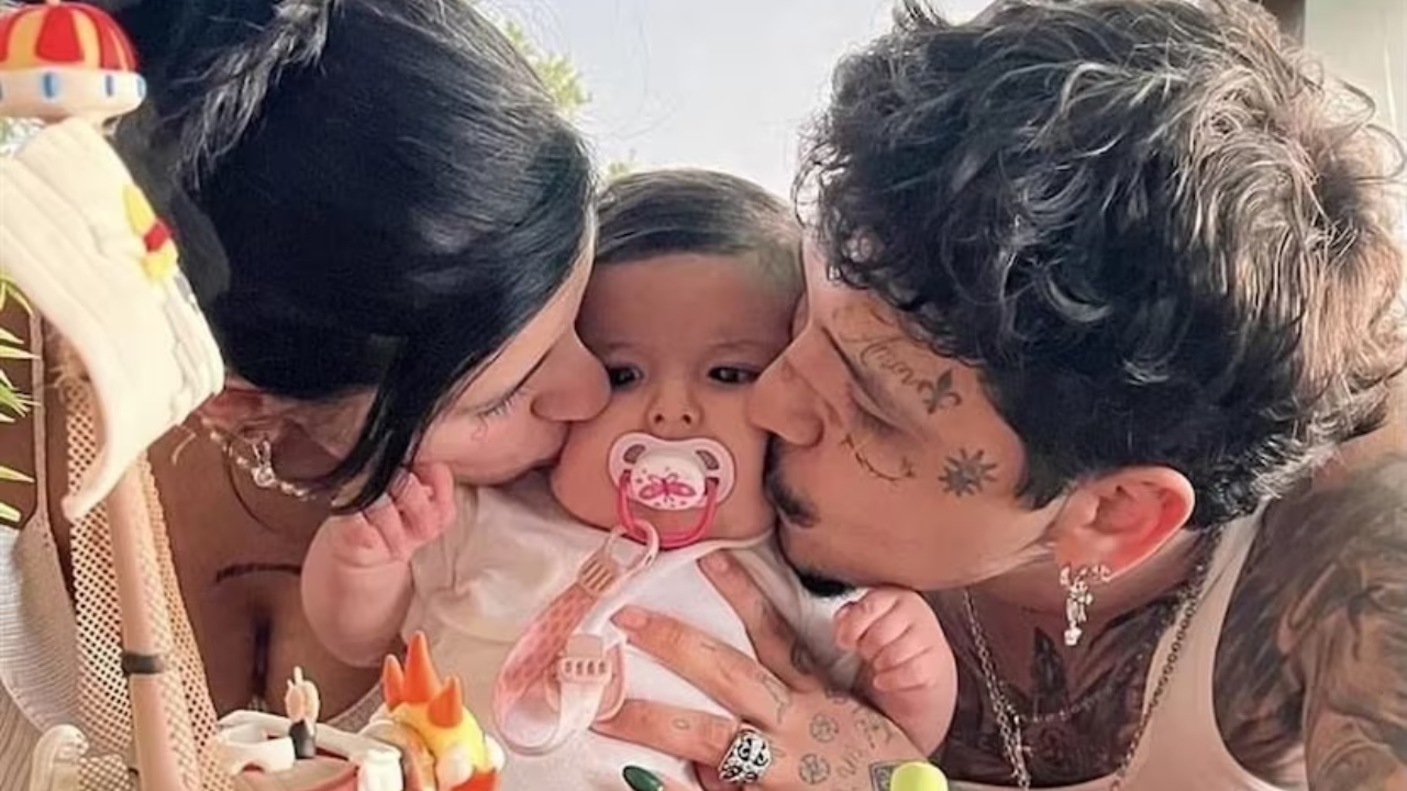 Cazzu, Christian Nodal y su hija Inti
