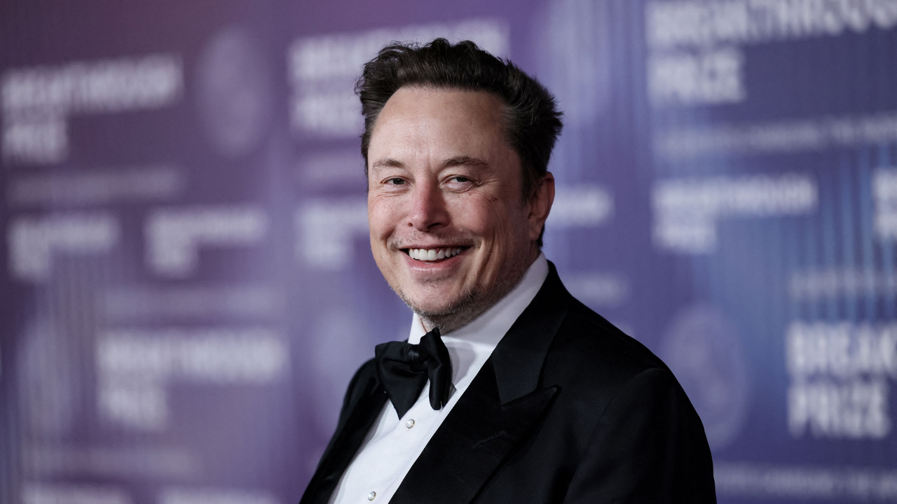 Imagen Principal de Nota: Elon Musk informó a sus empleados por correo que la situación financiera de X está en “punto muerto”