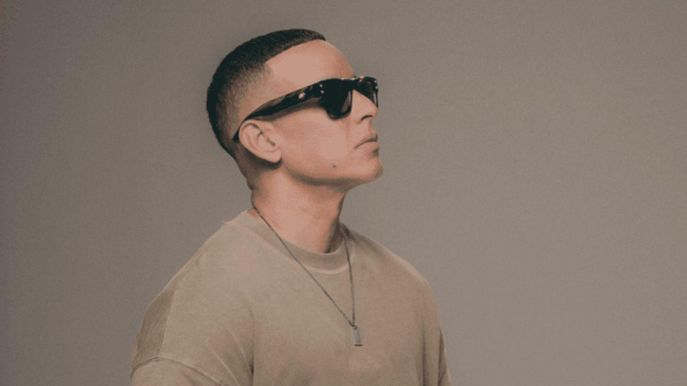 Imagen Principal de Nota: El reconocimiento a Daddy Yankee que molestó al público, en Premio Lo Nuestro