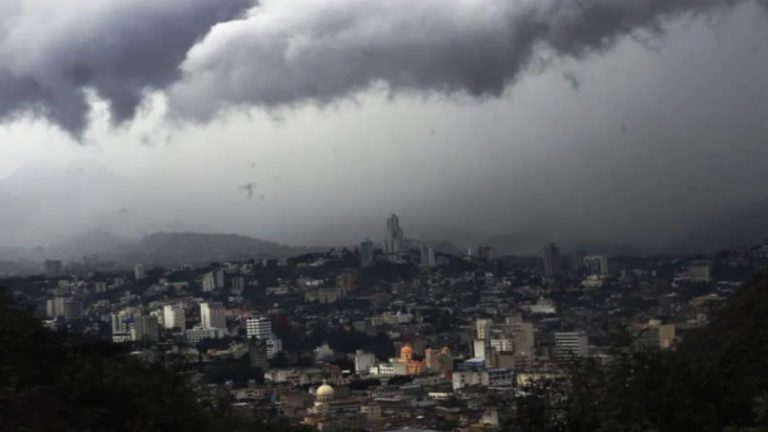 Imagen Principal de Nota: Clima: Vientos frescos y chubascos este miércoles en Honduras