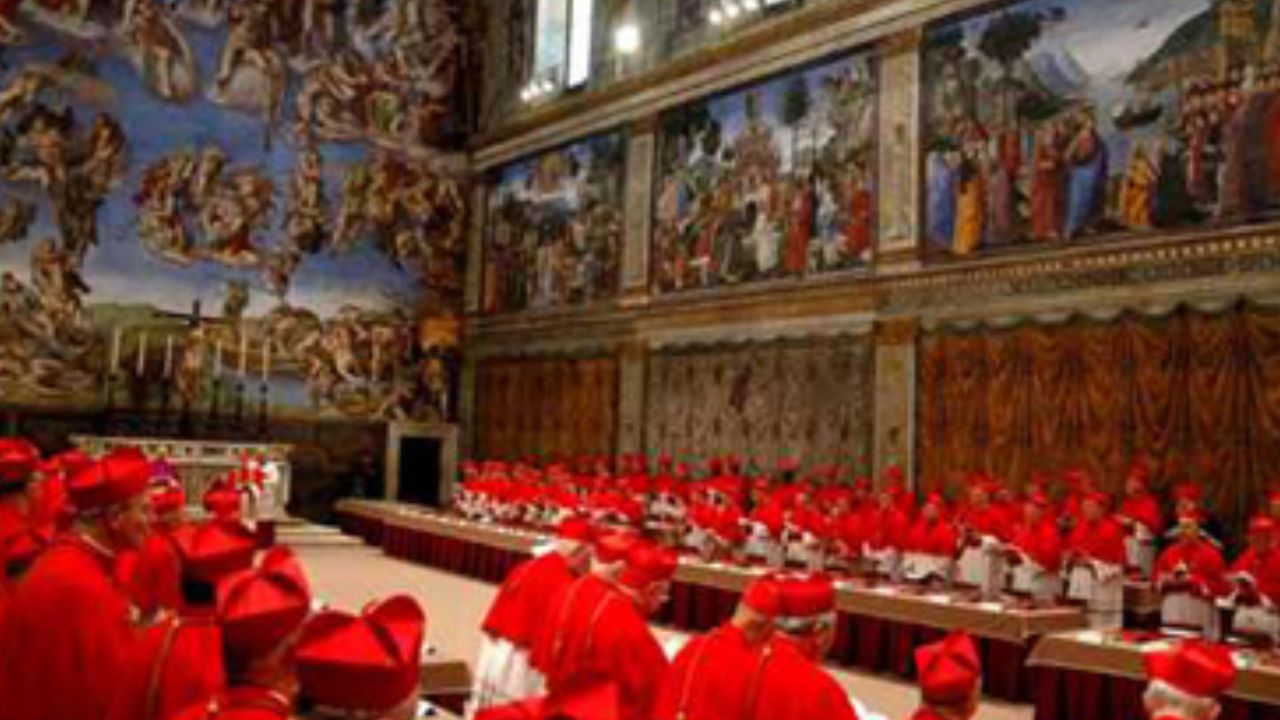 Imagen de ¿Cómo se elige al papa? Así funciona el cónclave, la votación secreta a puerta cerrada en el Vaticano