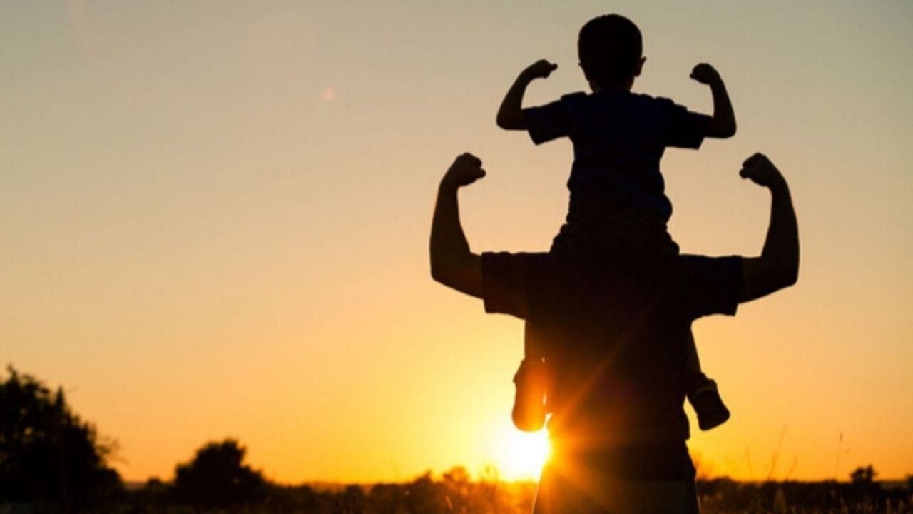 Un padre con su hijo