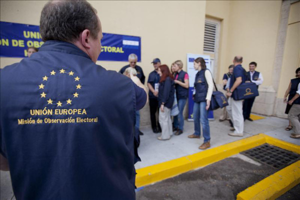 observadores internacionales