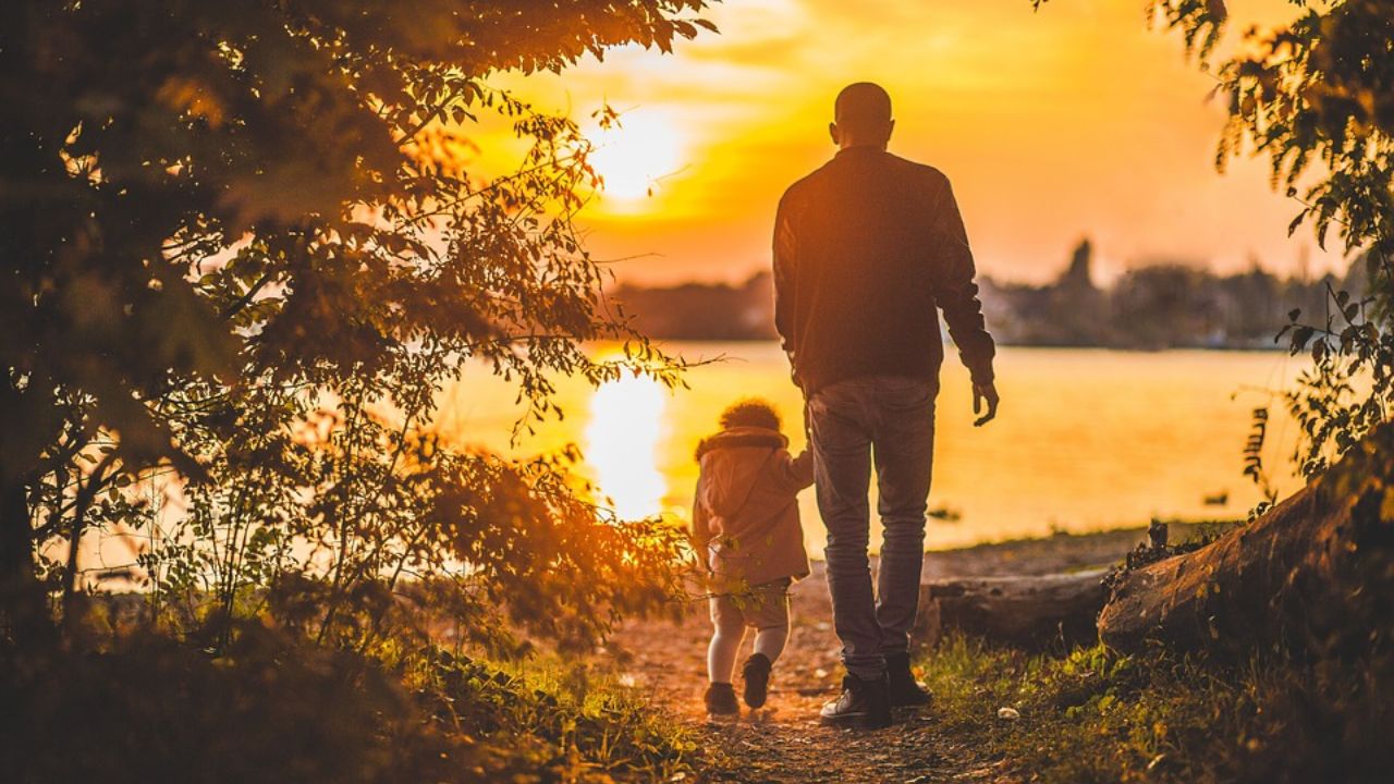 padre con su hijo