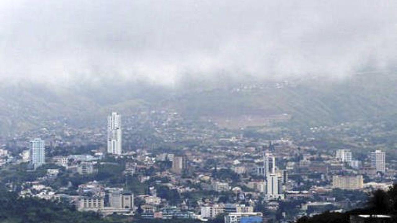 Imagen Principal de Nota: Alerta verde en Honduras: frente frío impactará con lluvias