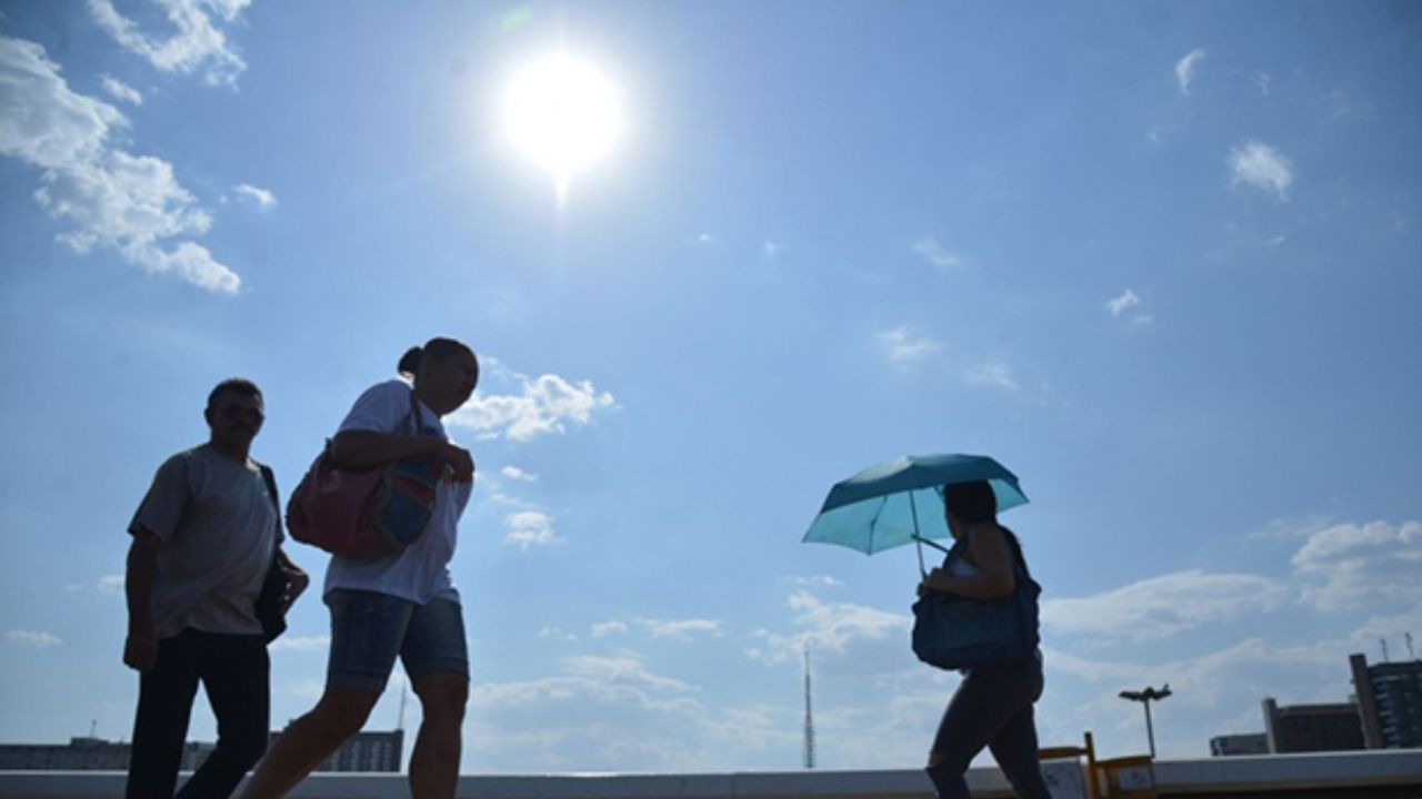 Imagen Principal de Nota: Viernes caluroso,   prevén sensación térmica de hasta 39°C