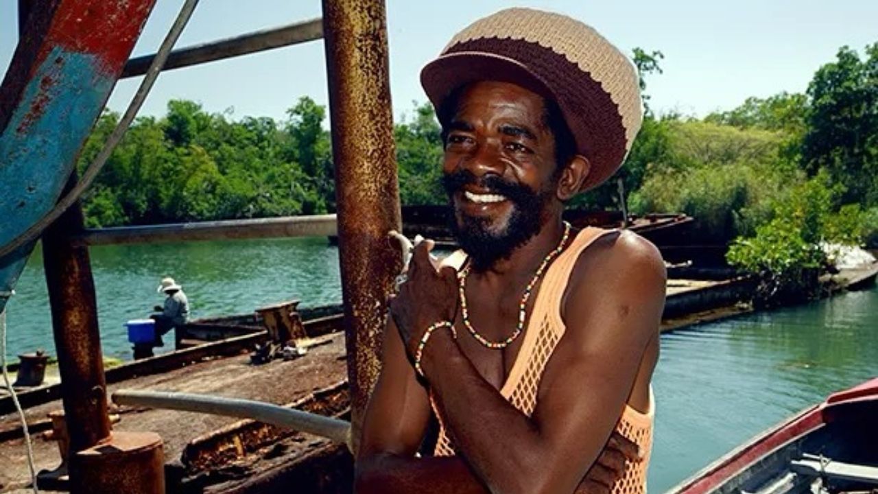 Imagen Principal de Nota: Muere Calvin George Scott 'Cocoa Tea' leyenda del reggae a los 65 años