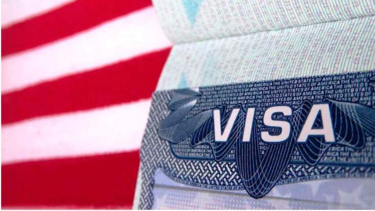 Imagen Principal de Nota: Si naciste en estos países, podrías perder tu visa: filtran listas del gobierno de Trump