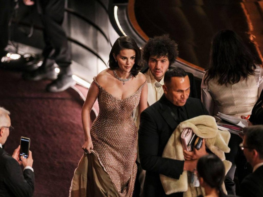Selena junto a Benny