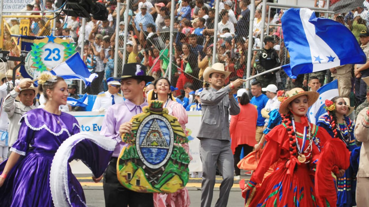 Celebración de la fiestas patrias en Honduras