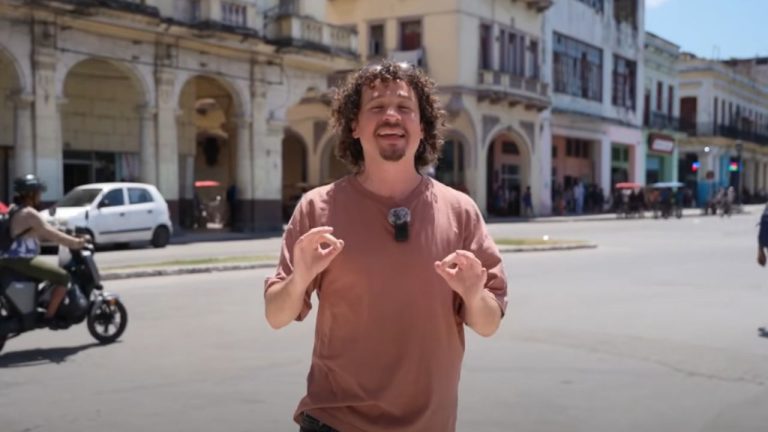 Imagen Principal de Nota: "La vida aquí es difícil" Lusito Comunica expone la realidad  de Cuba