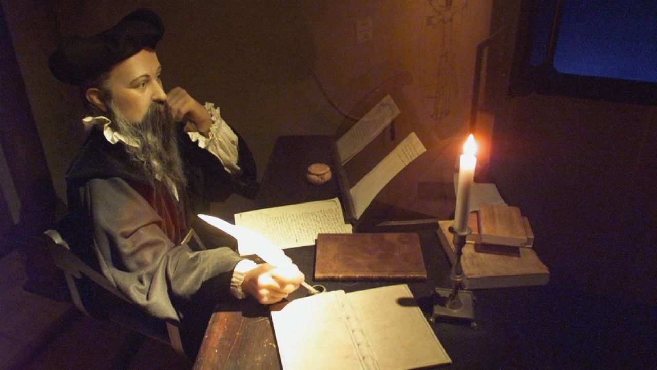 Michel de Nôtre-Dame escribiendo la teoría
