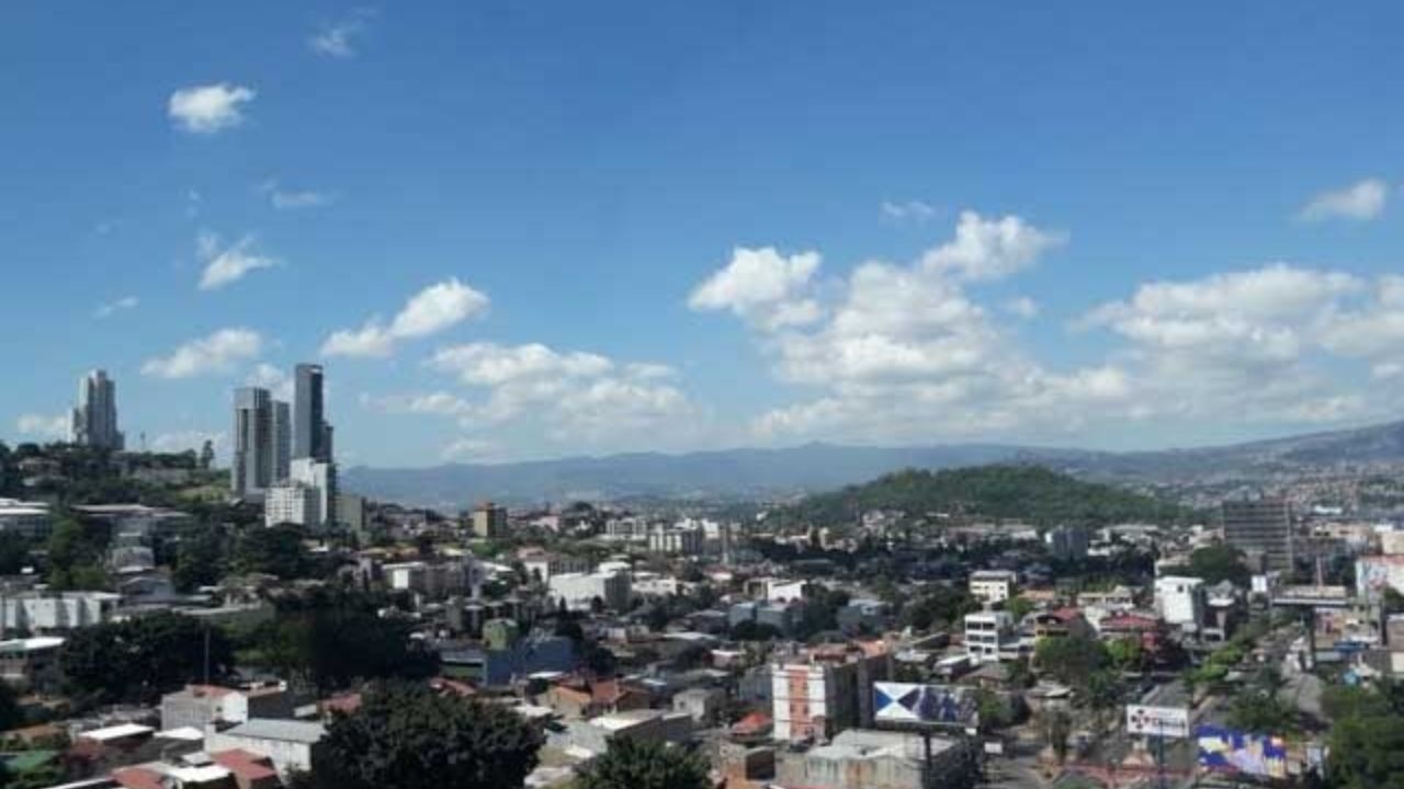 Imagen Principal de Nota: Viernes caluroso en Honduras: se esperan hasta 40°C en el norte del país