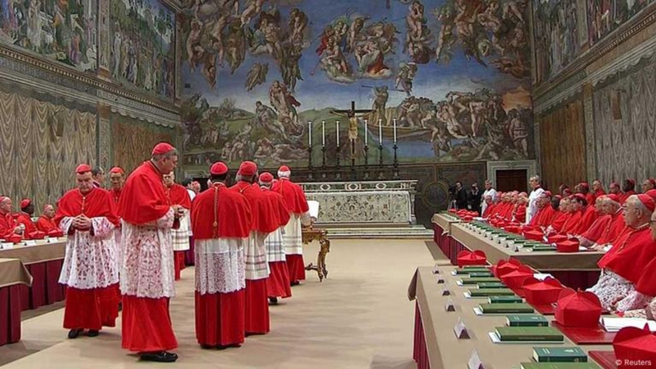 Imagen Principal de Nota: ¿Cuándo será elegido el próximo pontífice tras la muerte del papa Francisco?