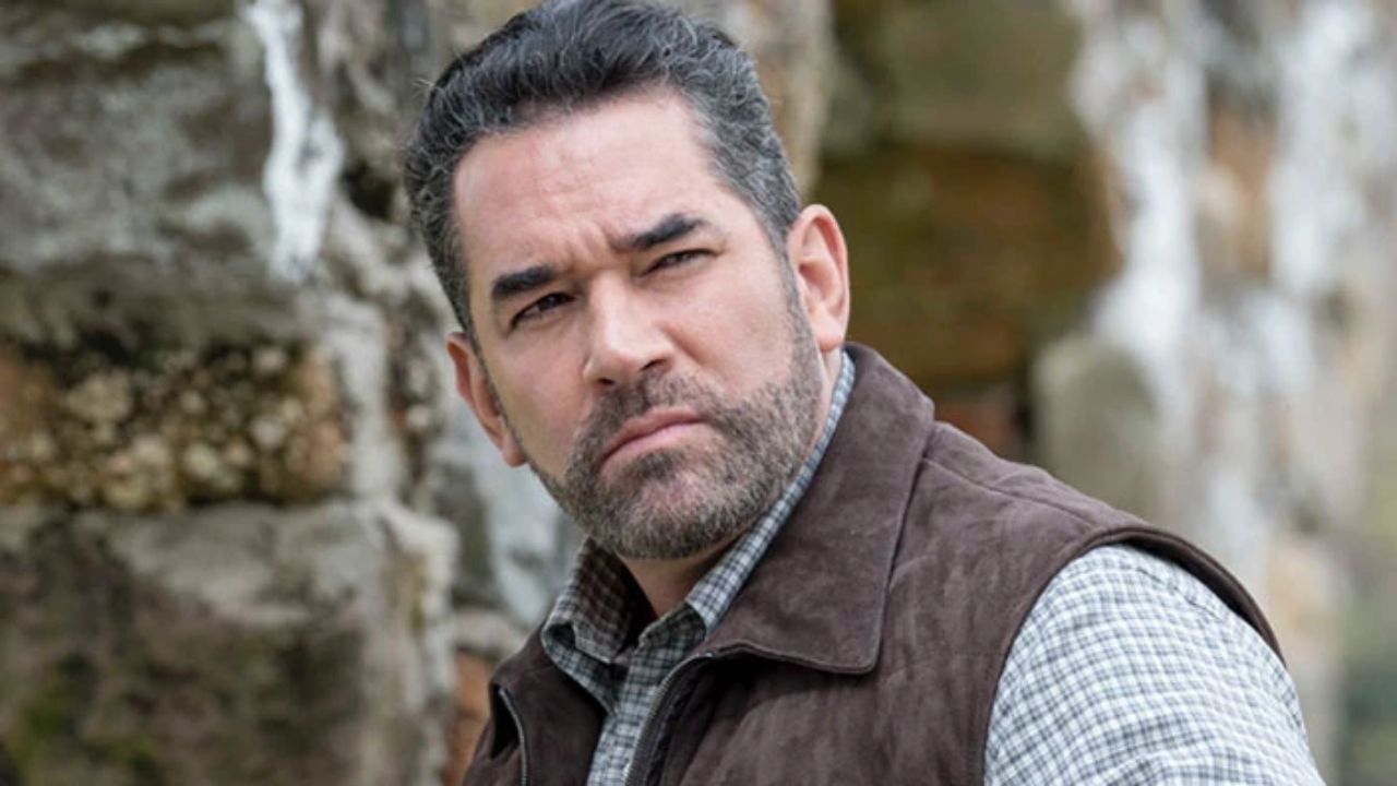 Imagen Principal de Nota: Eduardo Santamarina sorprende con  íntima  confesión