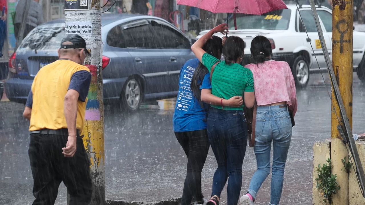 Imagen Principal de Nota: Frente frío deja afectaciones en Honduras pero ya se va degradando