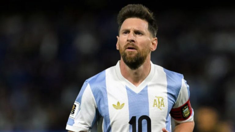 Imagen Principal de Nota: Messi revoluciona las redes con su nuevo look en una barbería argentina de Florida