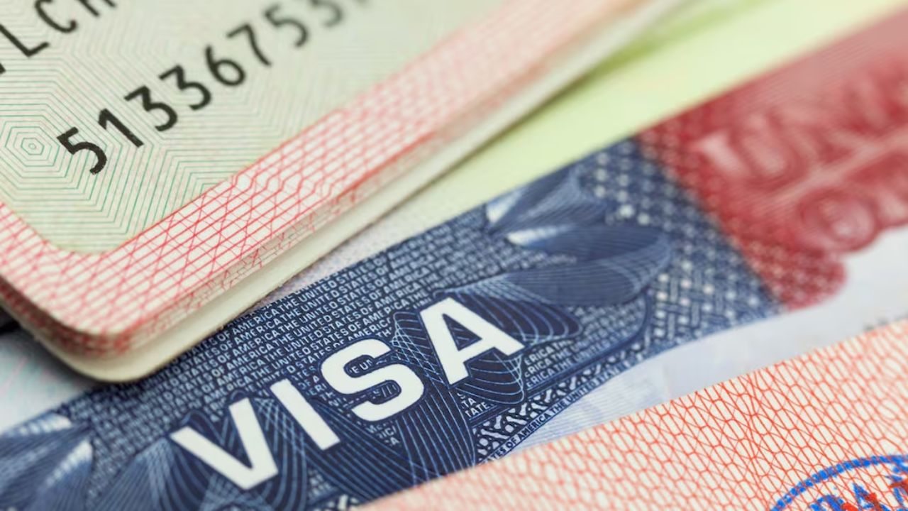 Imagen Principal de Nota: Embajada de Estados Unidos anuncia nuevos requisitos para cita de visa en Honduras