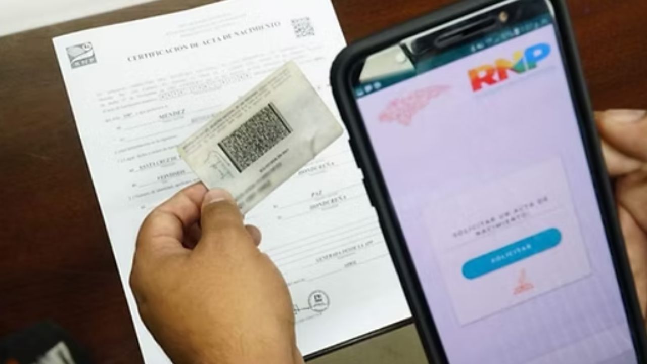Imagen Principal de Nota: Pasos para sacar partida de nacimiento en línea en  Honduras y el mundo