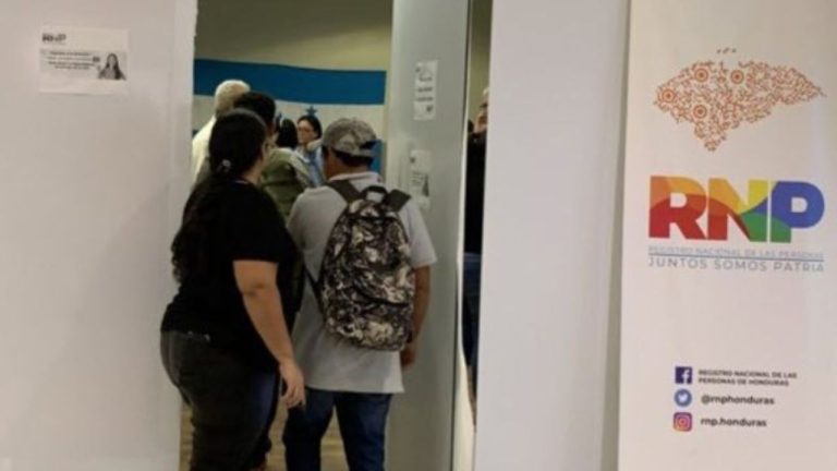 Imagen Principal de Nota: RNP habilita cambio domiciliario hasta el 14 de mayo: aquí los pasos para el trámite
