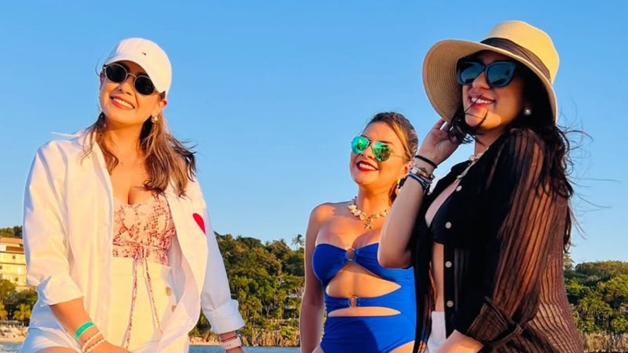 Imagen de Saraí Espinal, Alejandra Borjas y Claudia Díaz encienden las redes con sensuales trajes de baño