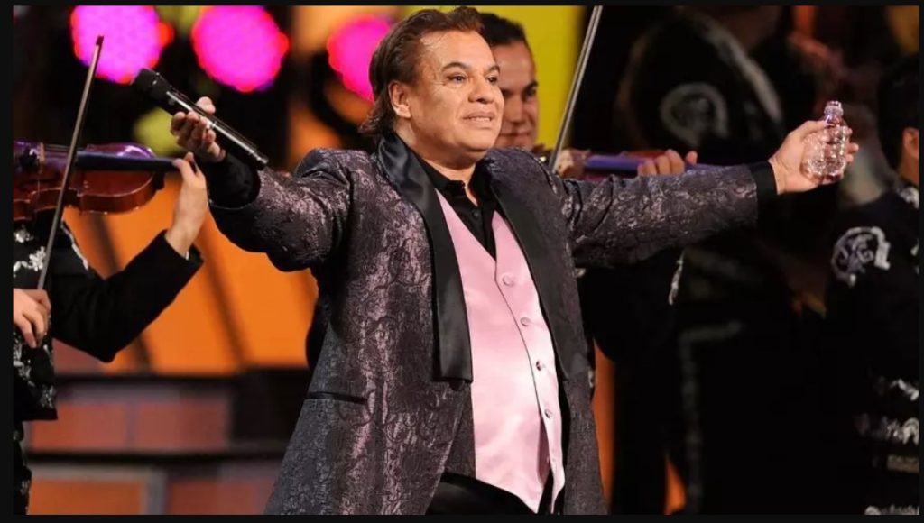 Juan Gabriel en el escenario