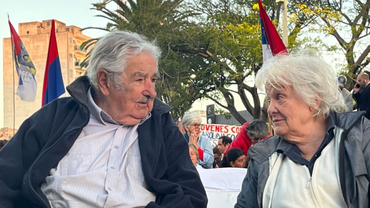 pepe mujica junto a su esposa