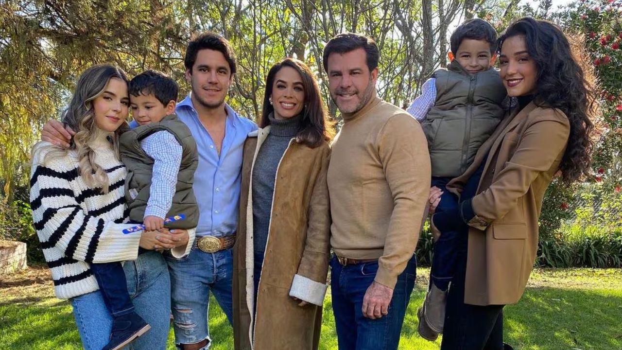 Imagen Principal de Nota: Hijos de  Eduardo Capetillo y Biby Gaytán: quiénes son y cuántos tienen