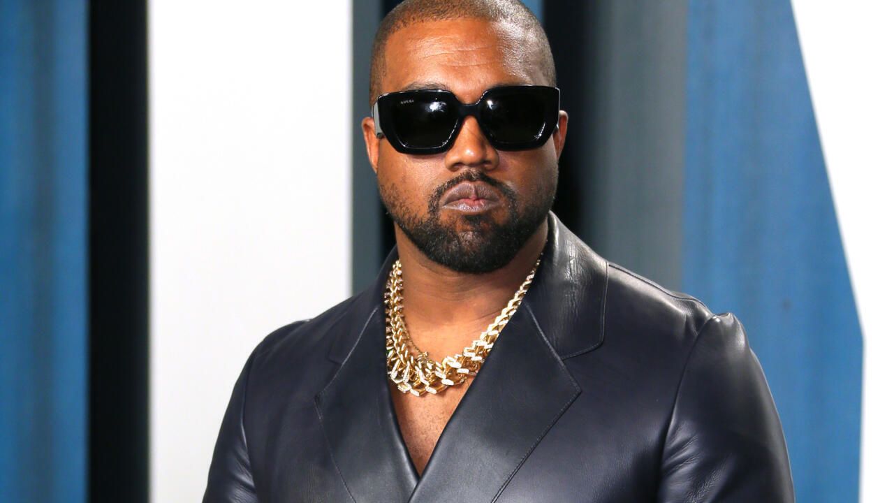 Imagen Principal de Nota: Kanye West lanza canción 'Heil Hitler' con polémico mensaje nazi