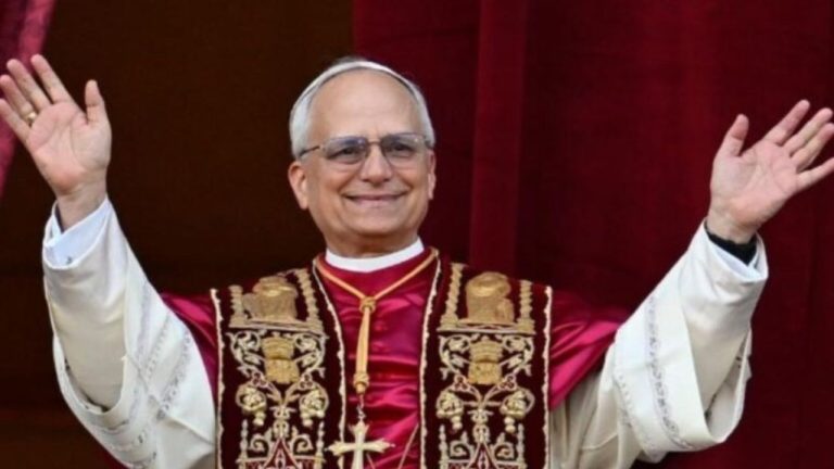 Imagen Principal de Nota: Mildred Martínez mamá del papa León XIV: quien es y cuántos hermanos tiene el papa