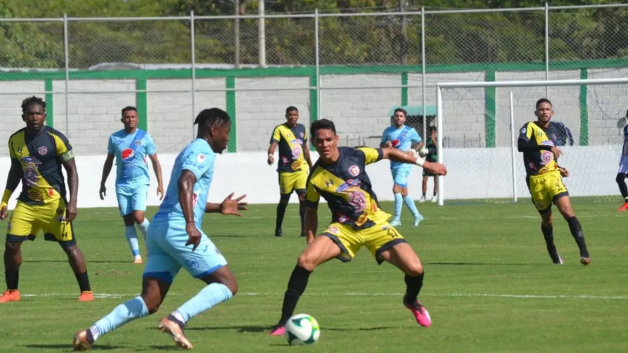 Imagen Principal de Nota: Motagua vs Génesis EN VIVO : hora, canales y dónde ver