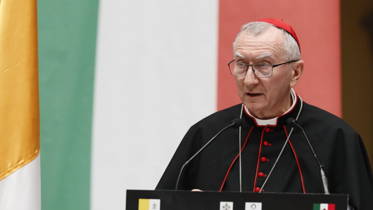Imagen Principal de Nota: Pietro Parolin: el cardenal latino favorito para suceder al papa Francisco