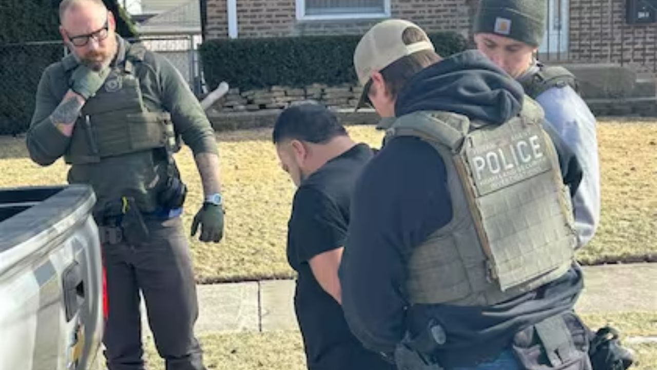 Detención por parte de policías de ICE