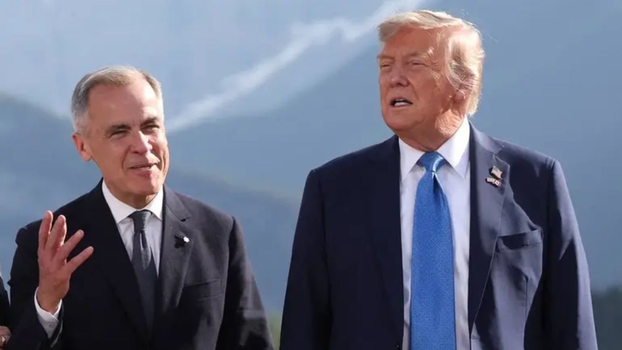 Donald Trump junto al primer ministro de Canadá, Mark Carney