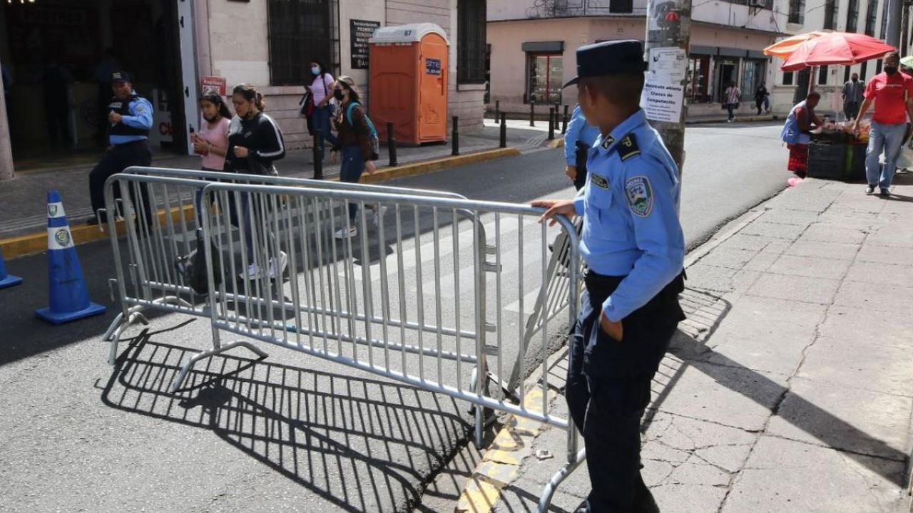 Imagen Principal de Nota: Calles cerradas en Tegucigalpa el sábado por movilización de Libre