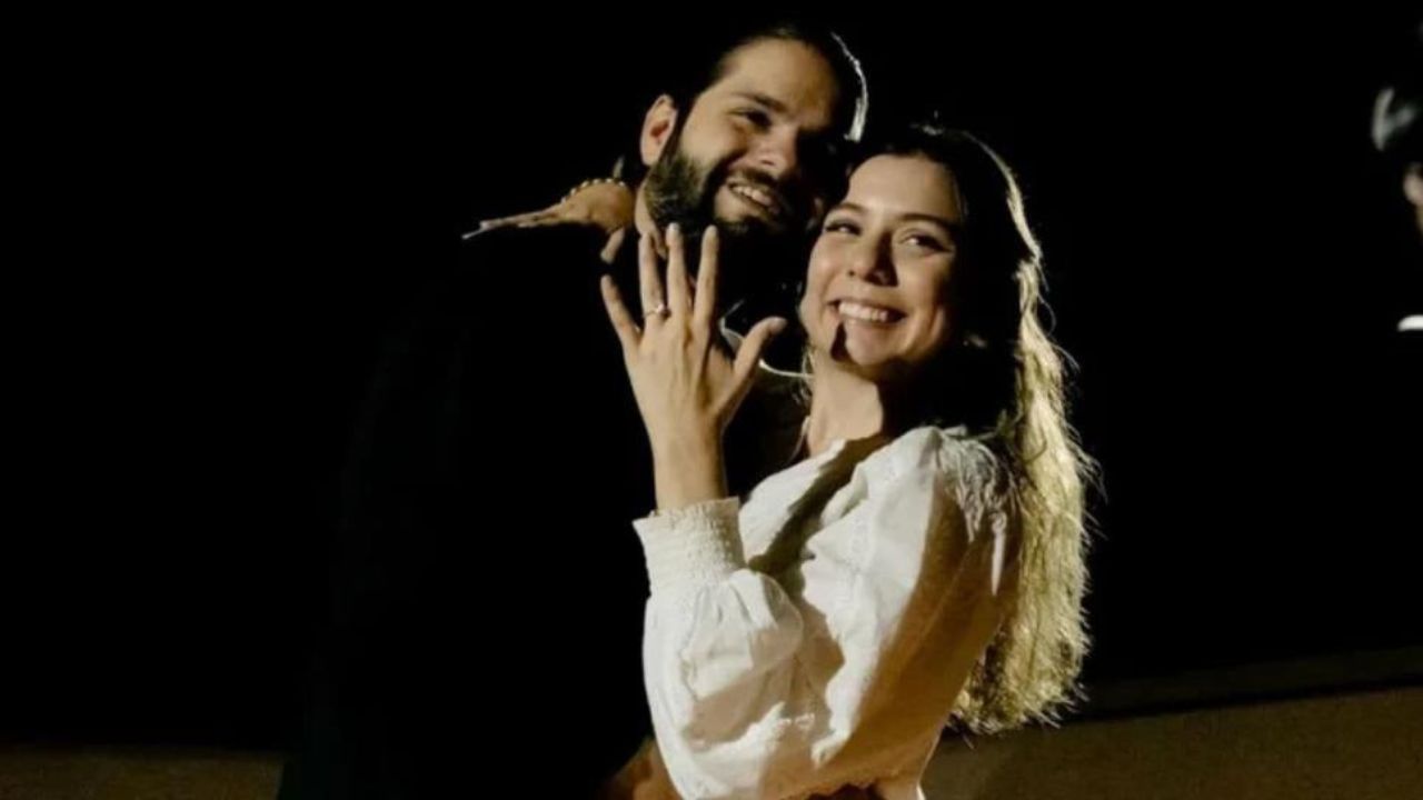 Imagen Principal de Nota: Farid Dieck recibe romántico mensaje de Jessica Fernández tras los Spotify Awards
