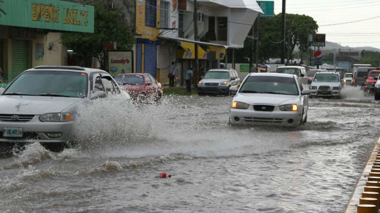Lluvias y tormentas continuarán este jueves en gran parte del país