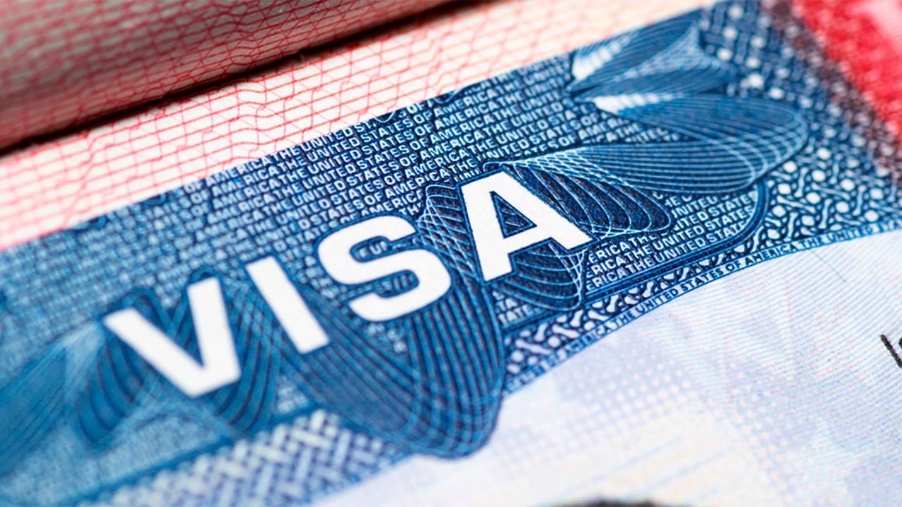 Imagen Principal de Nota: Requisitos clave para solicitar la visa americana en Honduras 2025