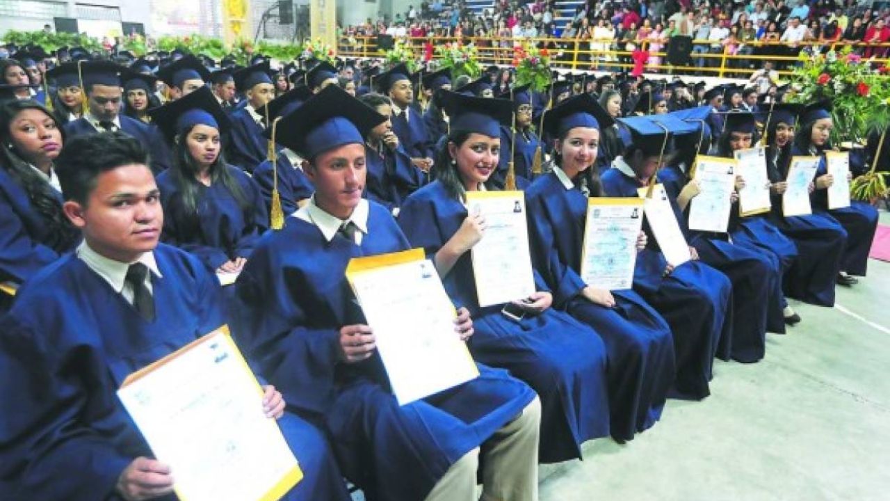 Imagen Principal de Nota: ¿Títulos de bachillerato en Honduras ahora serán digitales y no en cartón?
